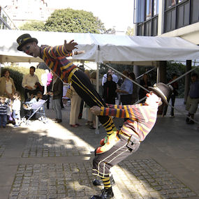 Acrobats performing in Manchester city centre 