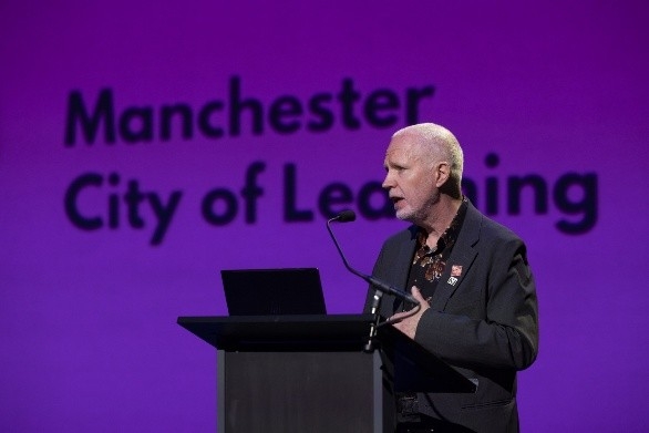 Picture of Ivan presenting