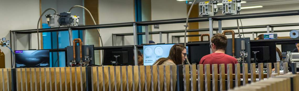 image of students in the school of natural sciences