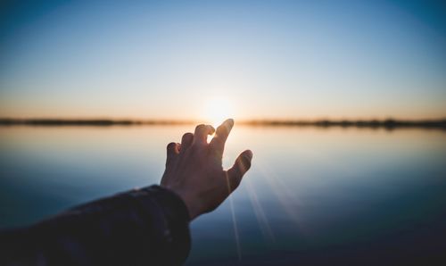 Reach image Image by StockSnap from Pixabay