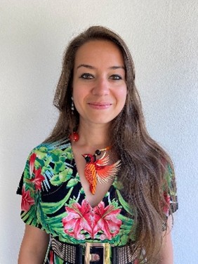Dr Claudia Henninger